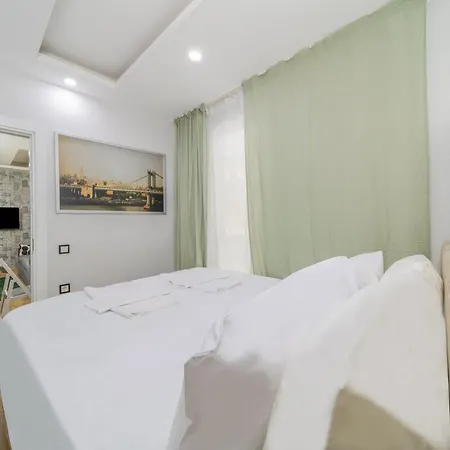Appartement Modern And Cozy With Central Location And Balcony In Muratpasa,